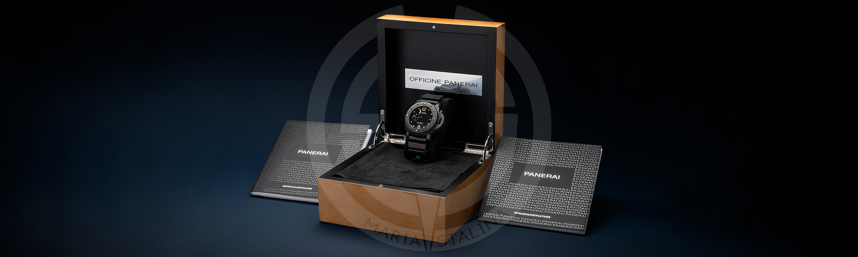 Panerai часы Submersible Carbotech™