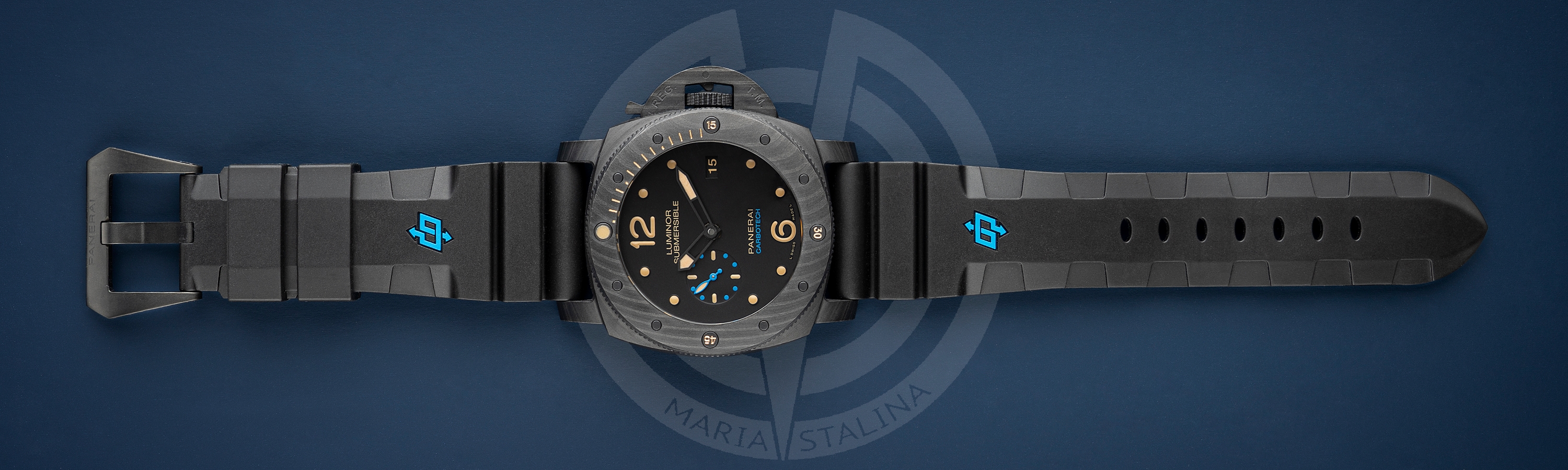 Panerai часы Submersible Carbotech™_1