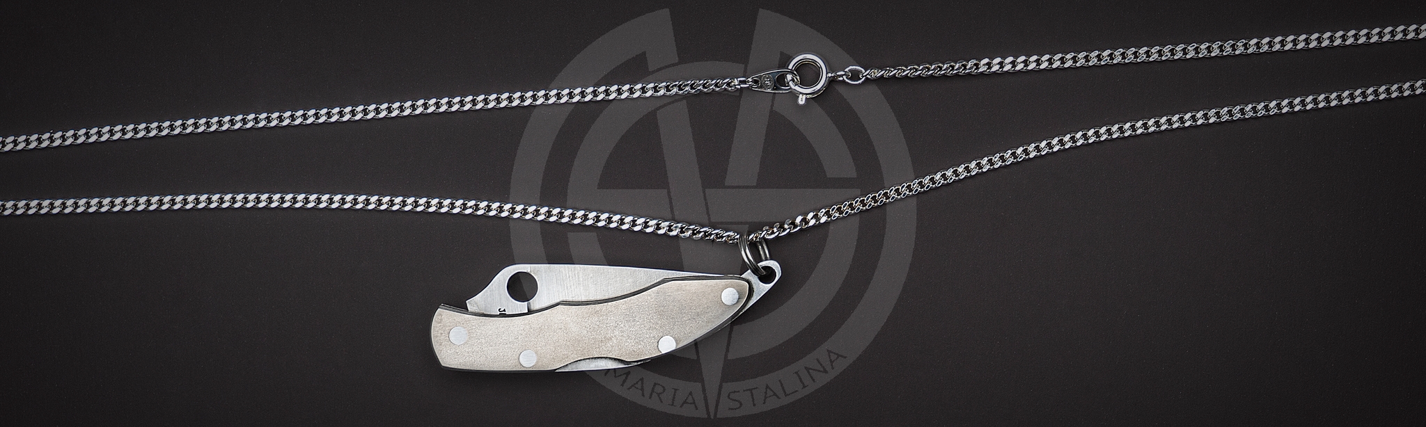 Spyderco Mini Police necklace_3