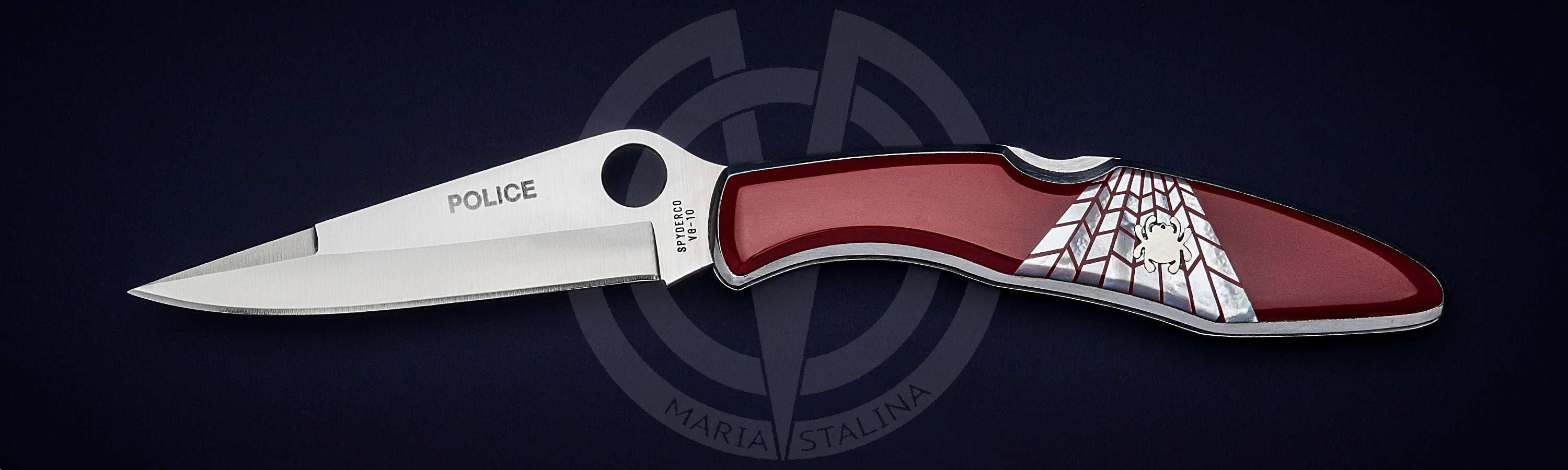 Spyderco нож Police Red