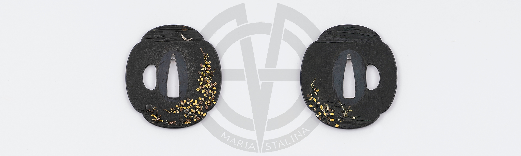 The moon tsuba mokko shape for wakizashi
