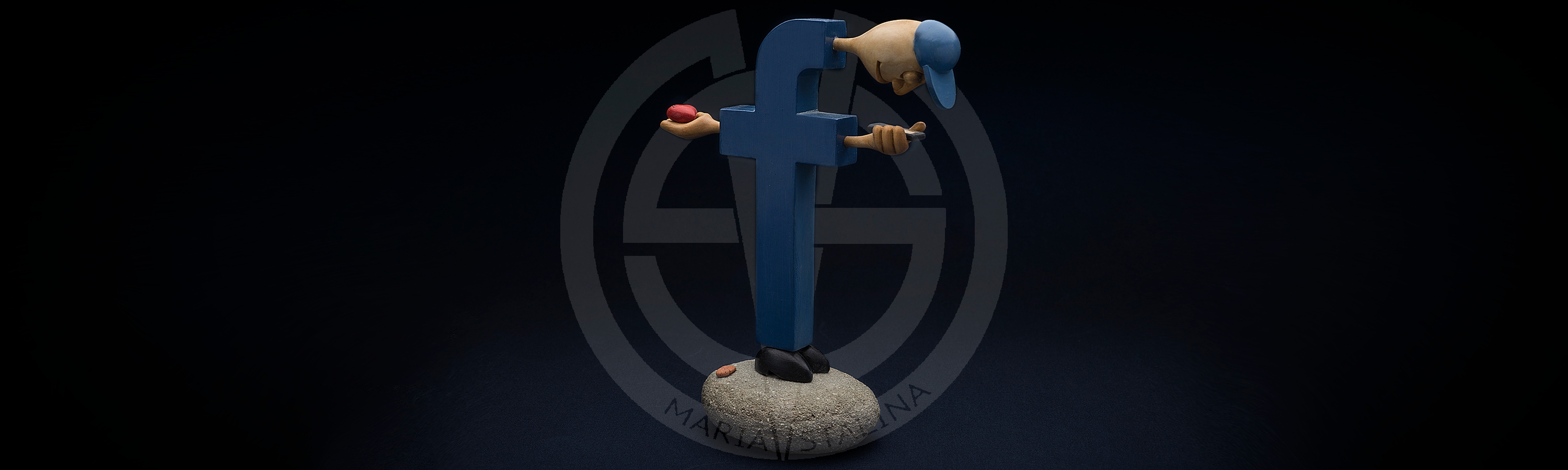 Facebook статуэтка_6