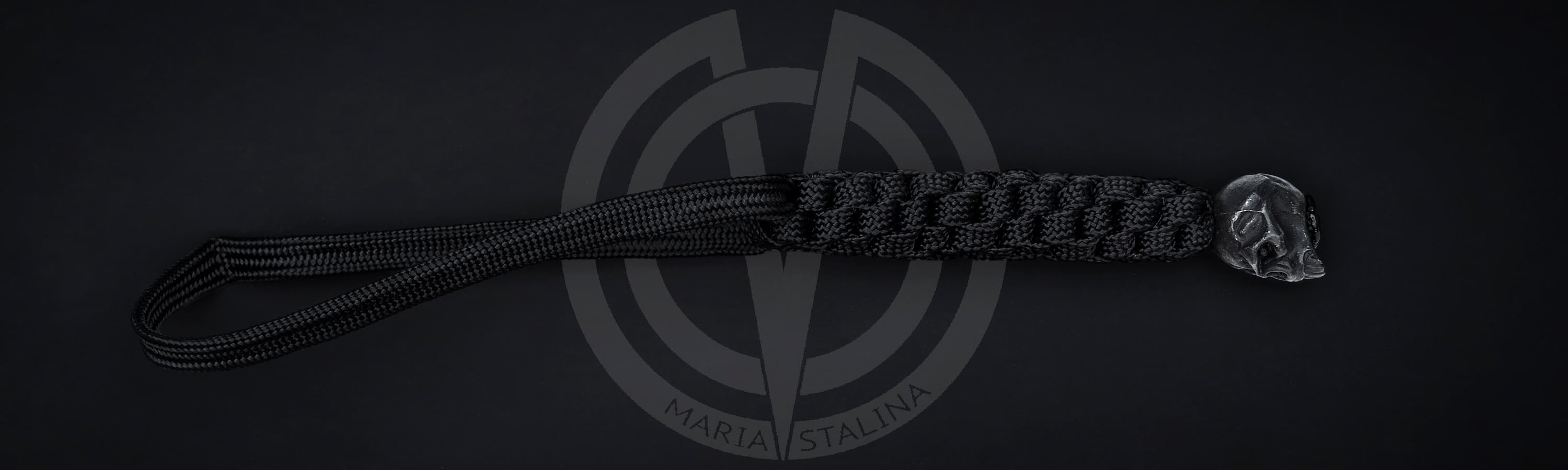 Schmuckatelli Emerson Череп бусина на темляк black_2