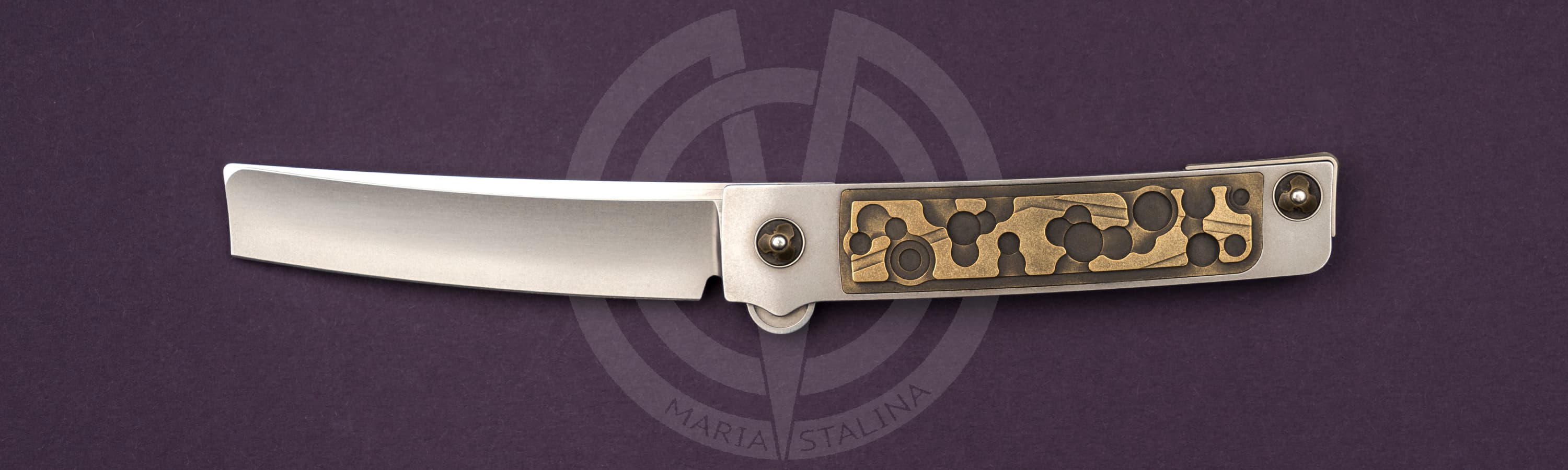 The knife Barber Cheese SiL Manufactory