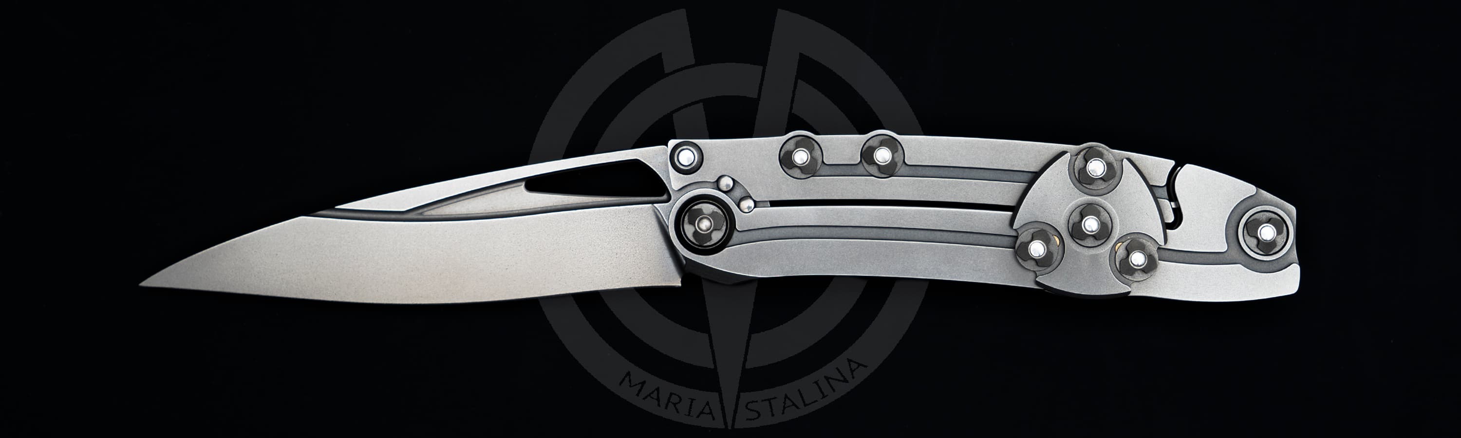 The knife Technopatolog M Metallic SiL Manufactory