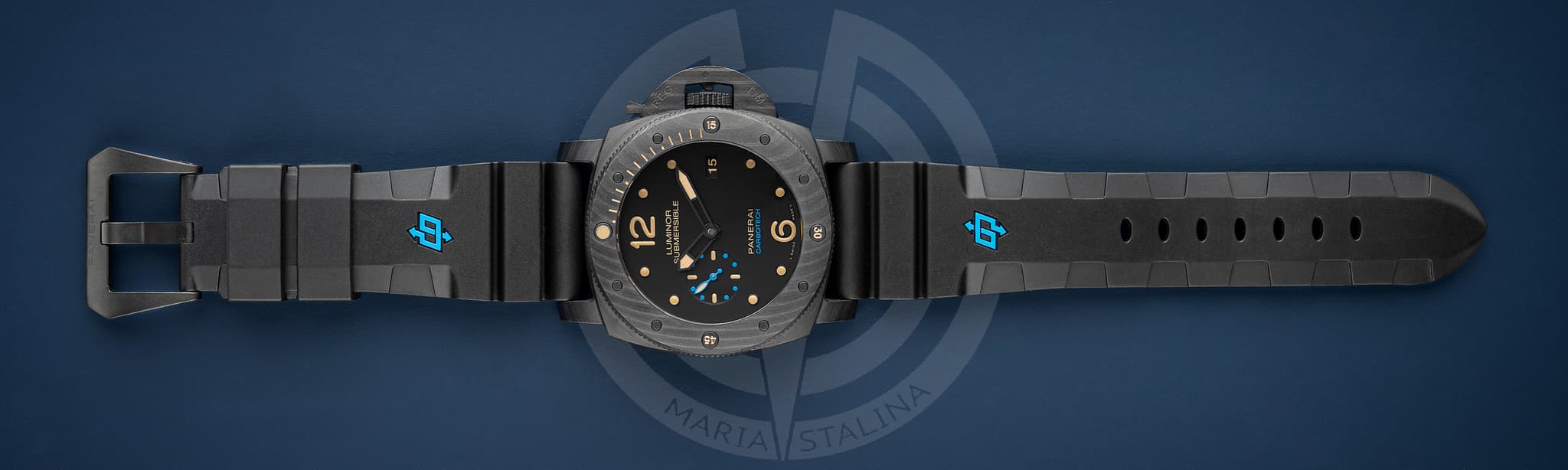 Panerai часы Submersible Carbotech™_1