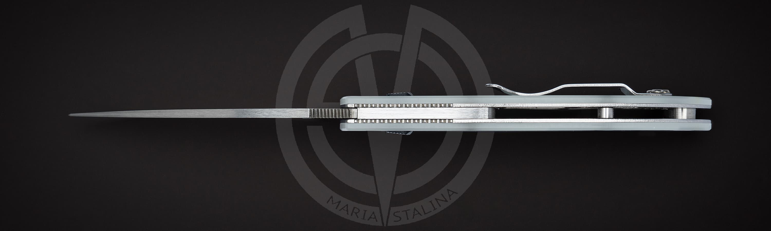 Spyderco нож Manix™ 2 XL Glow in the Dark_3