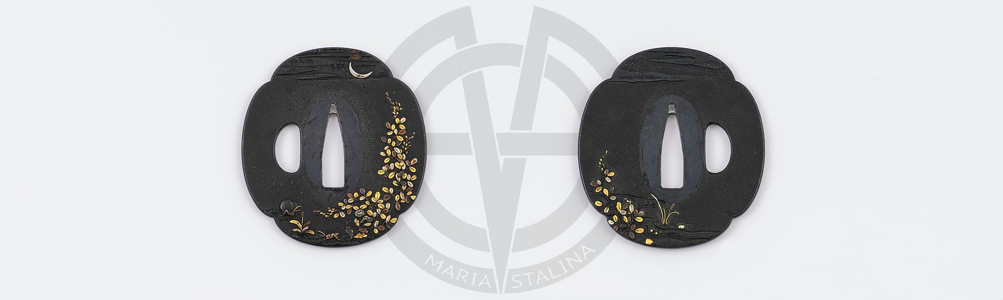 The moon tsuba mokko shape for wakizashi