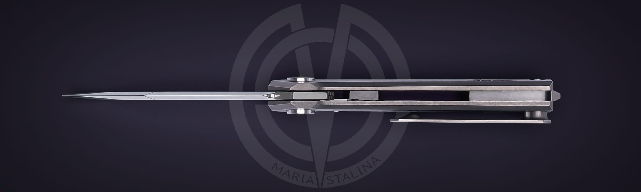 The knife Kalpa Run 1 BW 1/3 SiL Manufactory_2 The knife Kalpa Run 1 BW 1/3 SiL Manufactory_2