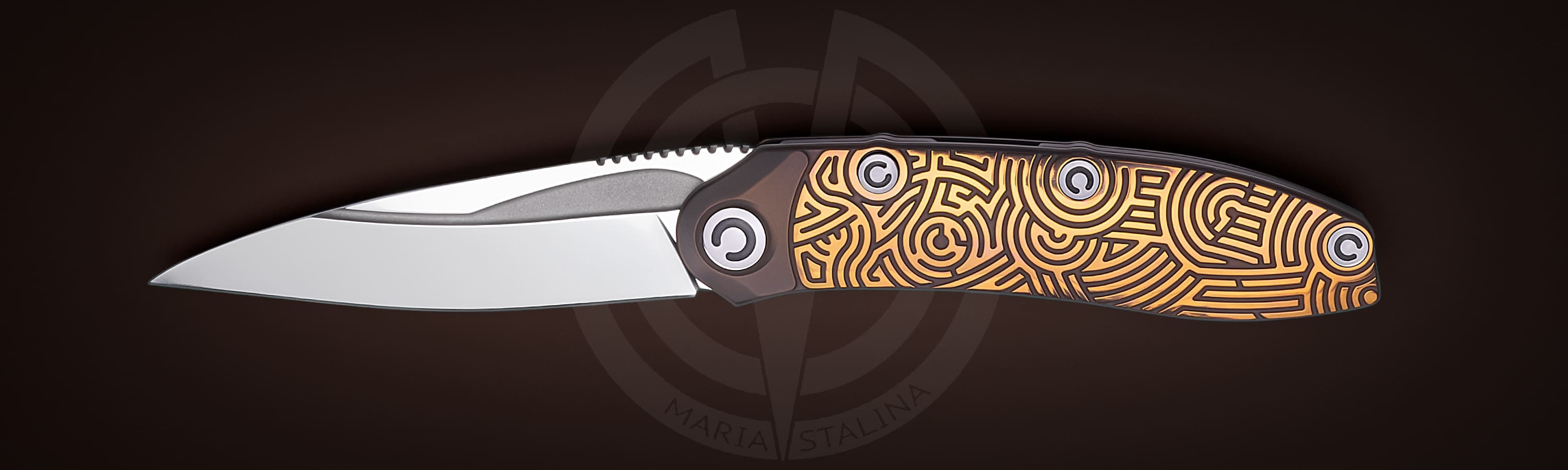 <p>This item is not a cold weapon.<br />
Comes with: box, certificate, microfiber.</p> The knife Technoshaman 2.0. Slim (Gold) 3/10 SiL Manufactory
