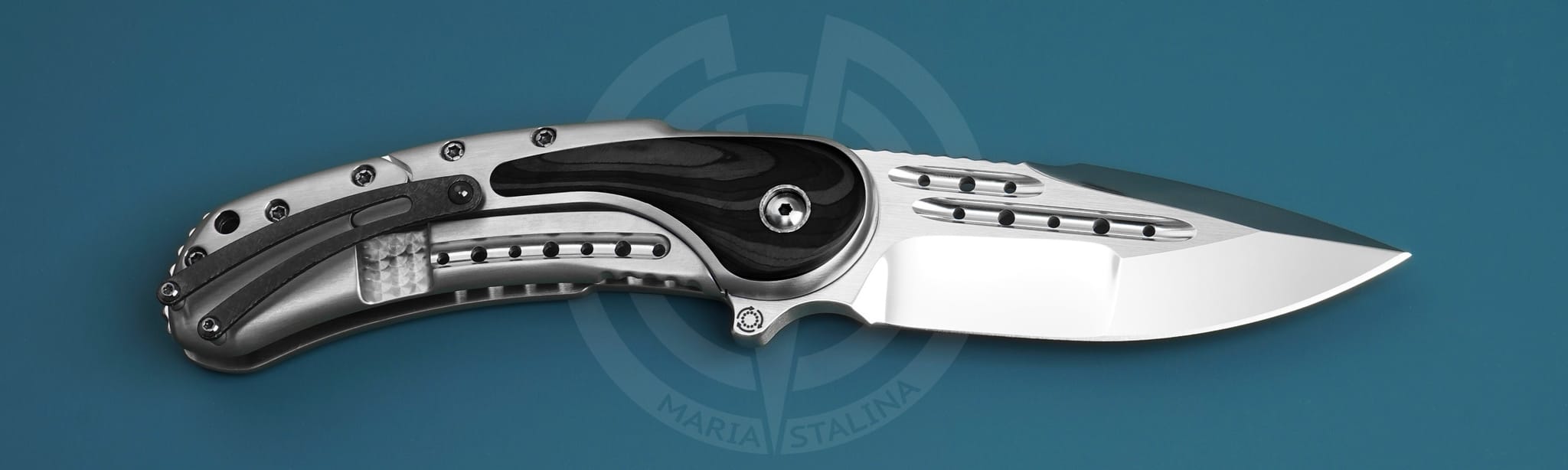 Begg Knives Beggatti Herringbone Carbon Fiber_1 Begg Knives Beggatti Herringbone Carbon Fiber_1