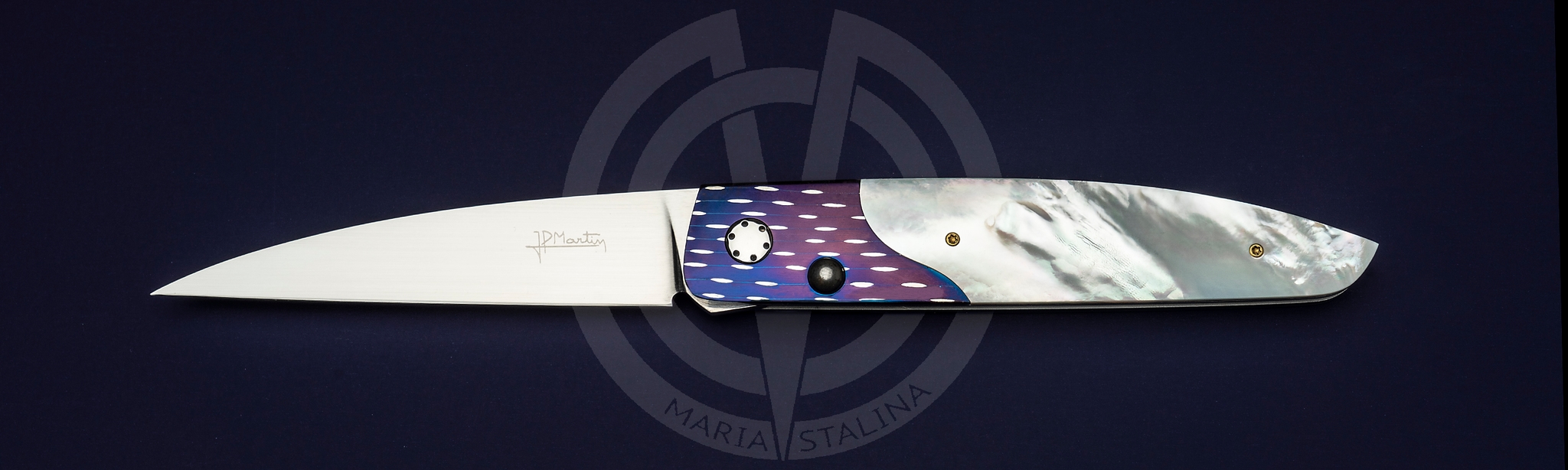 <p>This item is not a cold steel weapon.<br />
Comes with: author packaging (leather case, certificate).</p> Jean-Pierre Martin City