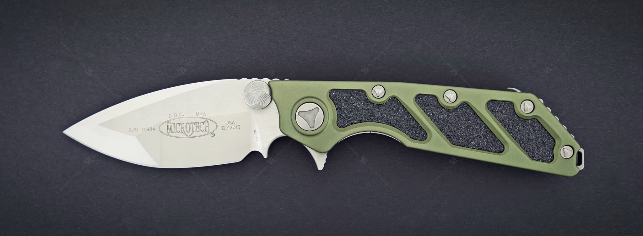 Microtech нож D.O.C. Green Microtech нож D.O.C. Green