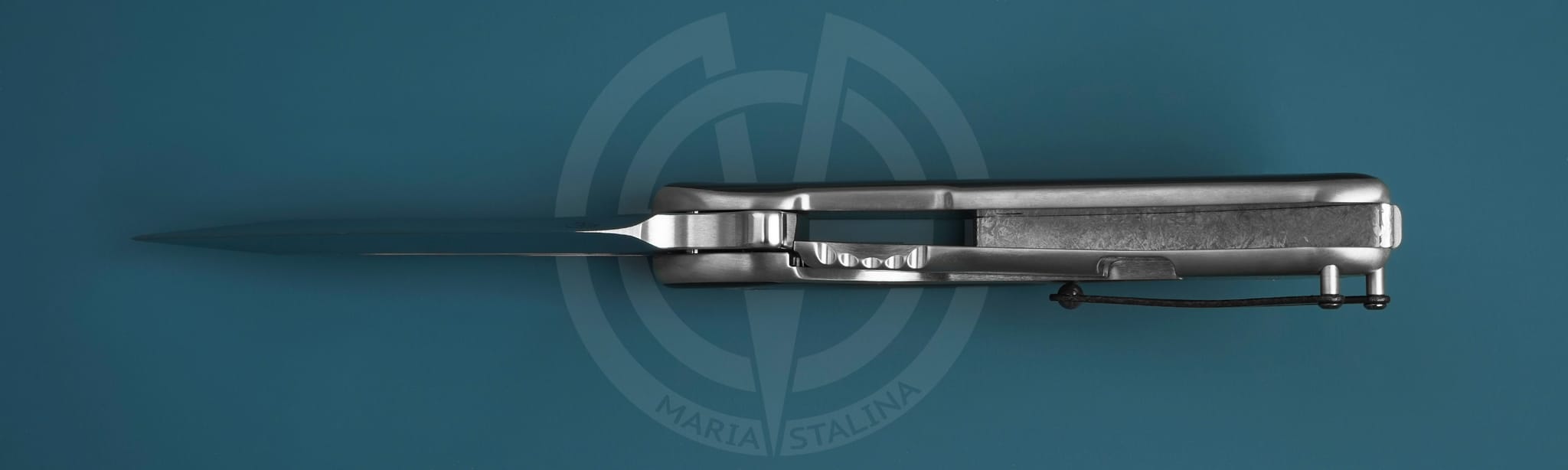 Begg Knives Beggatti Herringbone Carbon Fiber_2 Begg Knives Beggatti Herringbone Carbon Fiber_2