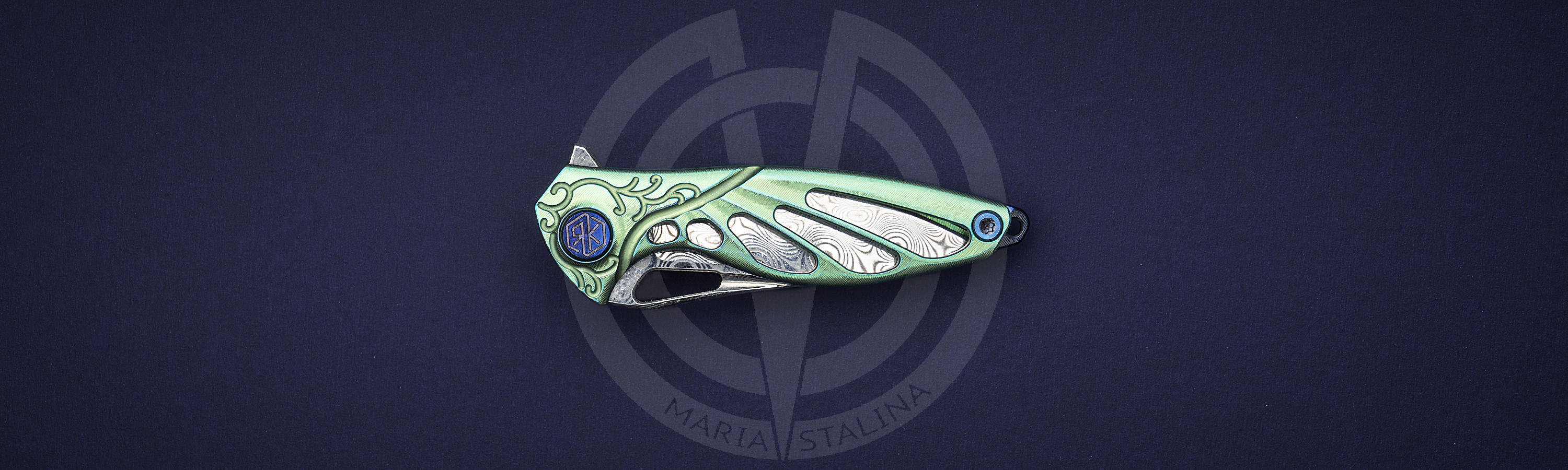 Перфорированная зеленая рукоять ножа Rike mini Колибри