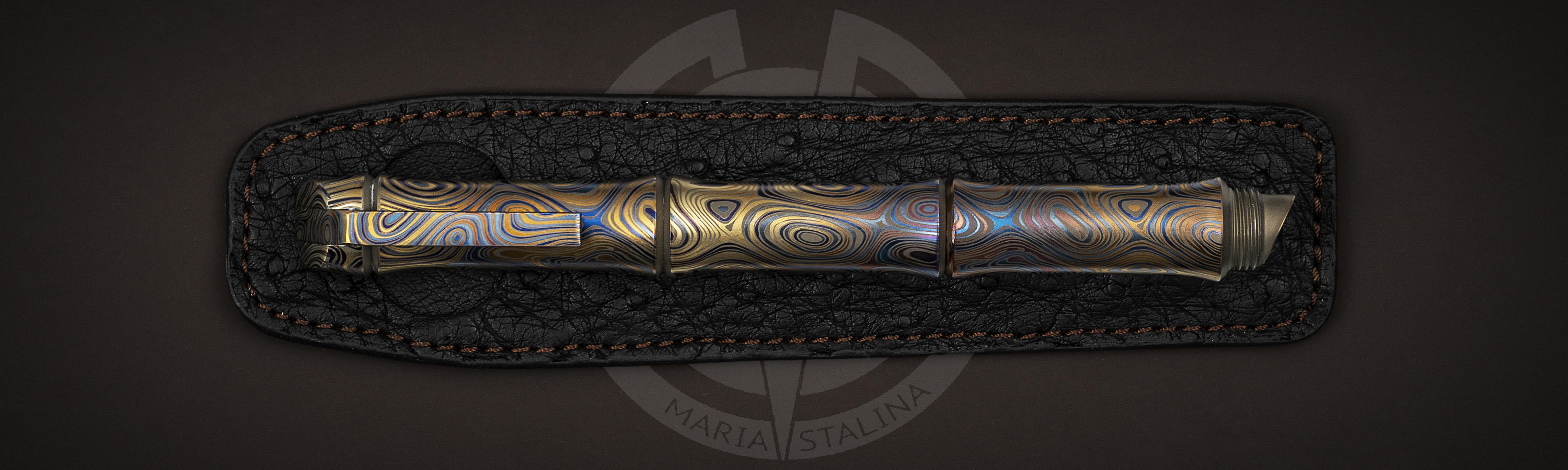 Узор на титане ручки Kamikaze Klimt Blue