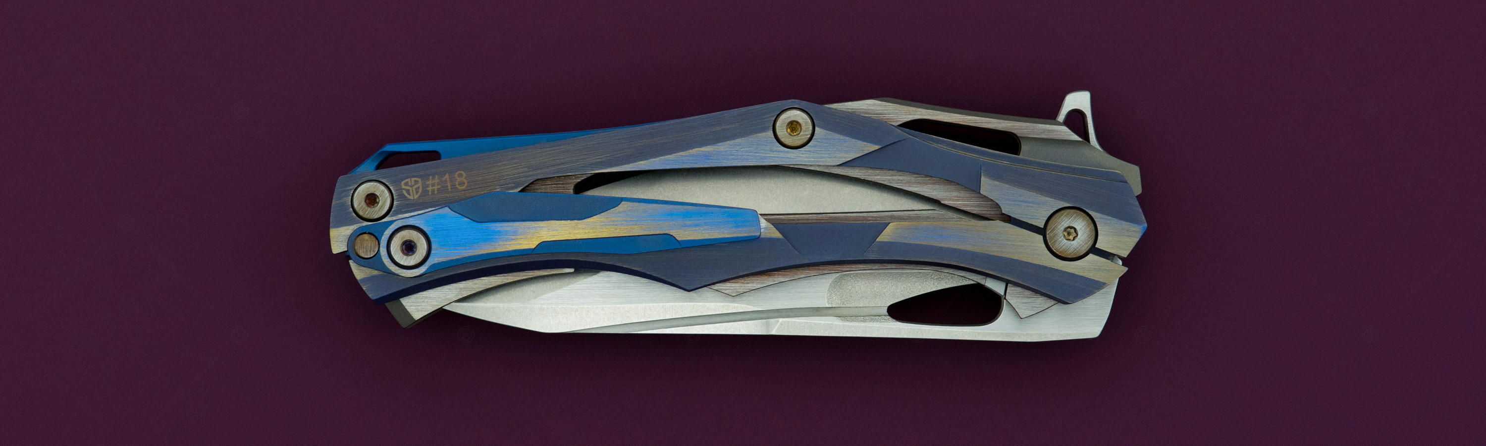 Перфорация рукояти ножа Decepticon-1 Blue