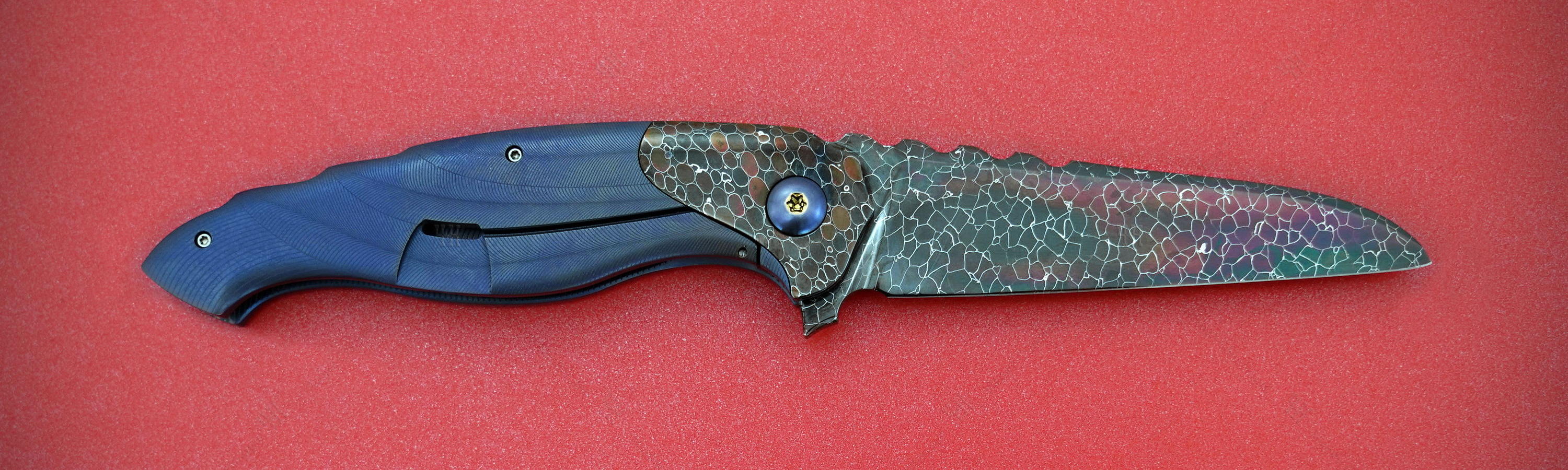 Dragonskin damascus knife Black Raven