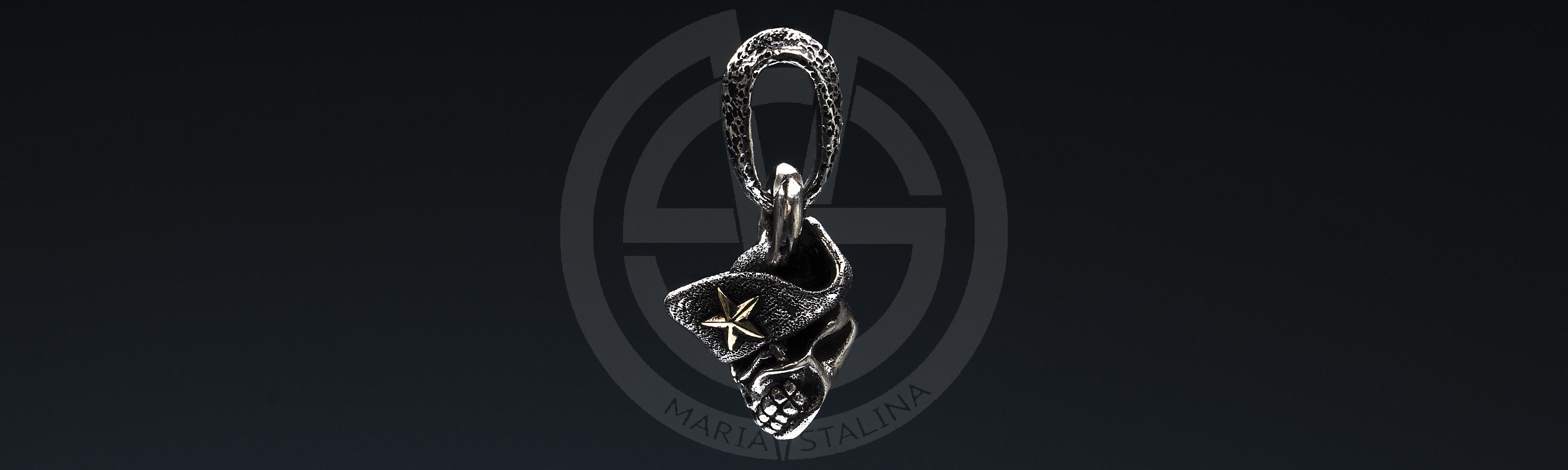 Brutal pendant with a stylish chain from Starlingear