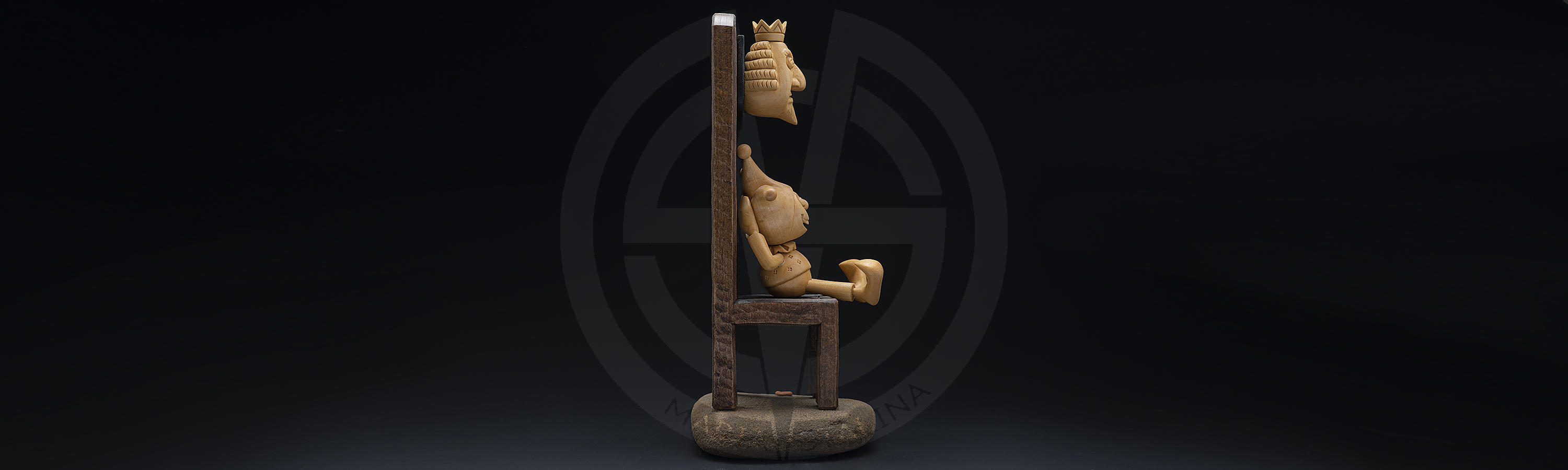 The King and the Jester handmade statuette from natural materials