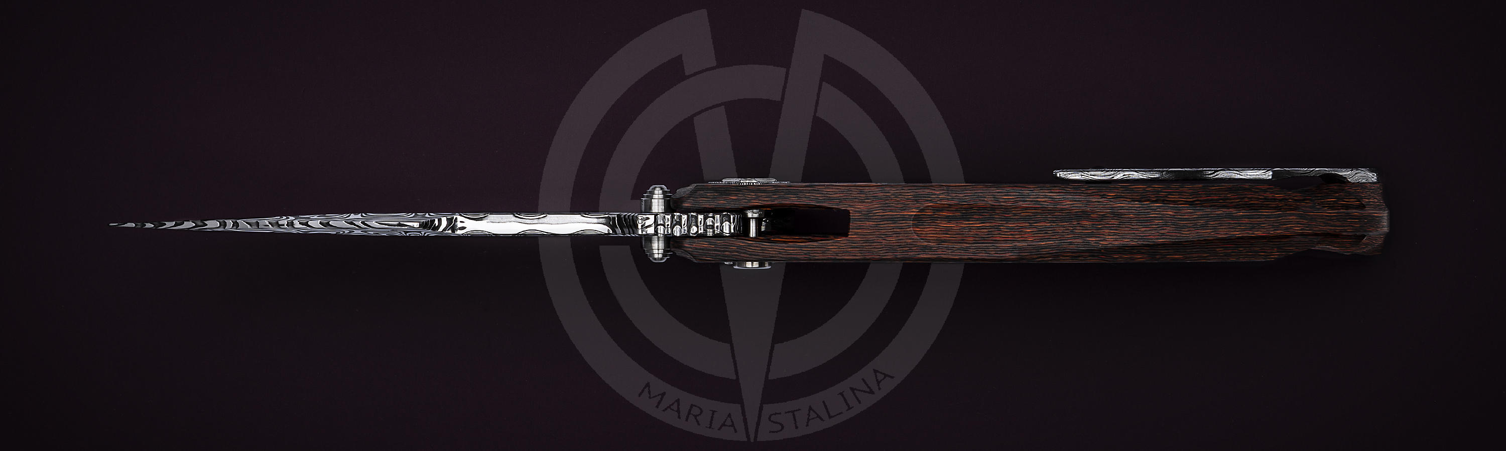 Integral Carbon handle