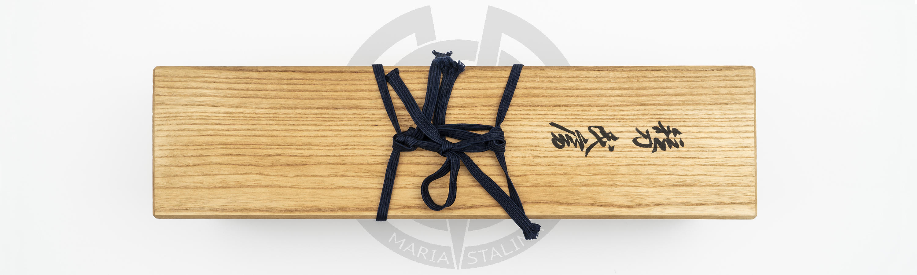 Paulownia wood sword box (katana bako)