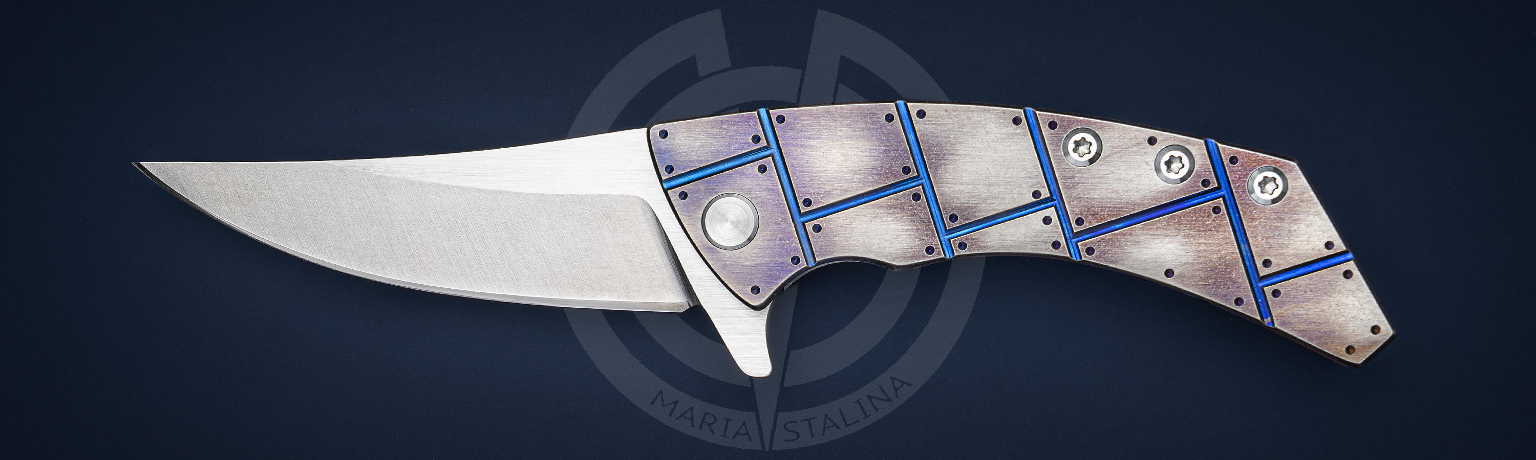 XR-6 custom flipper with Persian shape blade by Sergey Rogovets